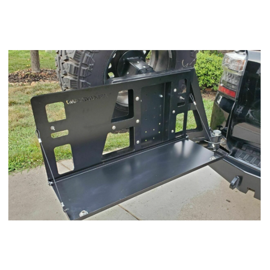 Swingout bumper Table