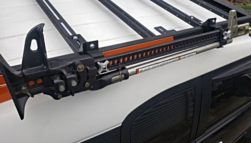 Angled Hi-Lift Mount